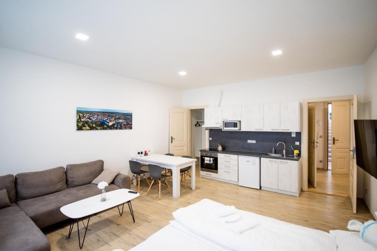 Apartmány Velké náměstí Kroměříž Esterno foto